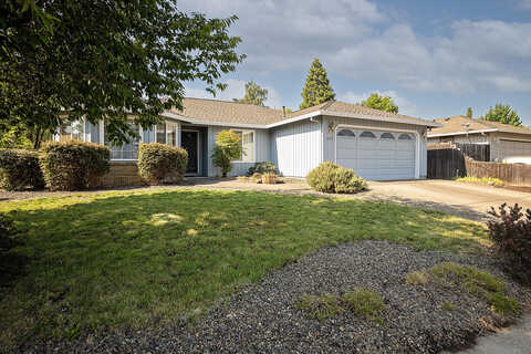 Arlington Drive, Medford, OR 97501