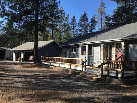 W River Loop Drive, Bend, OR 97707