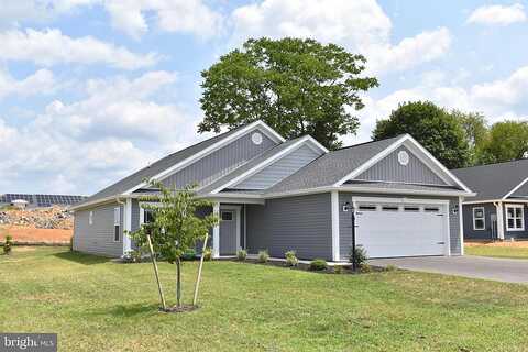 Treeline Drive, Chambersburg, PA 17202