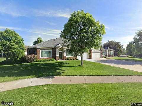 Vermillion St Ne, Blaine, MN 55449