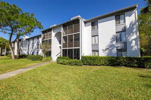 Pine Ridge Circle W, Tarpon Springs, FL 34688