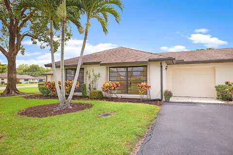 Equestrian Dr, Boynton Beach, FL 33436