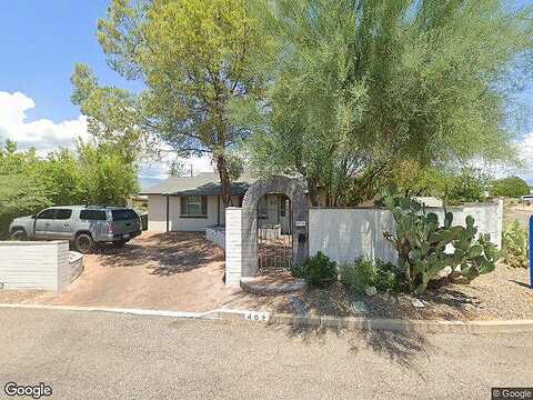 N Desert Stravenue, Tucson, AZ 85711
