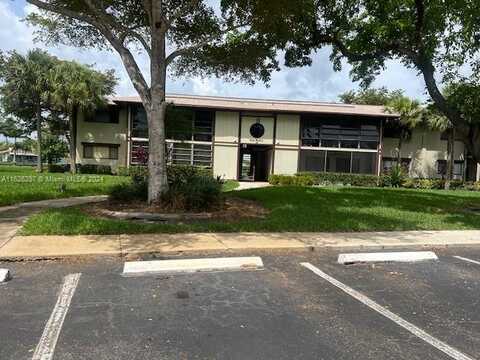 W Mcnab Rd, Tamarac, FL 33321