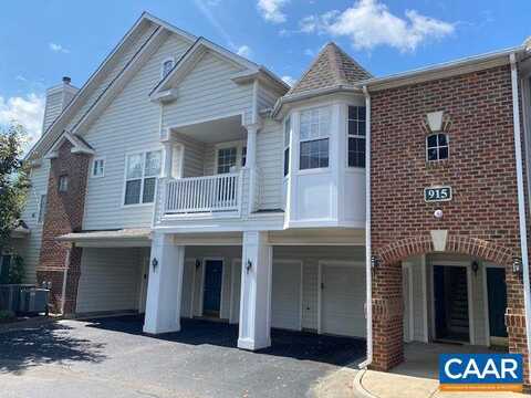 Dorchester Pl, Charlottesville, VA 22911