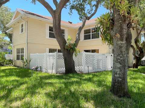 Bridgewater Court, Lake Clarke Shores, FL 33406