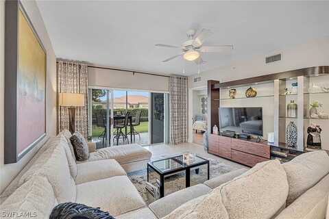 Regal Heron Circle, Naples, FL 34104