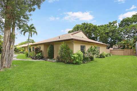 Sw 26Th Ct, Davie, FL 33314