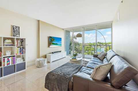 Indian Creek Dr, Miami Beach, FL 33141