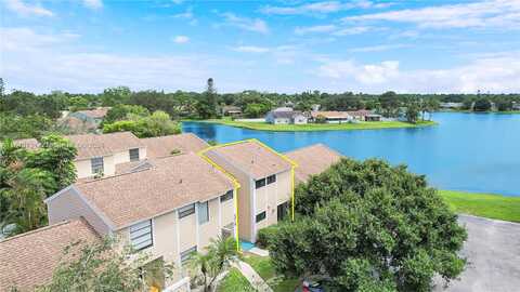 Lakewood Drive, Jupiter, FL 33458