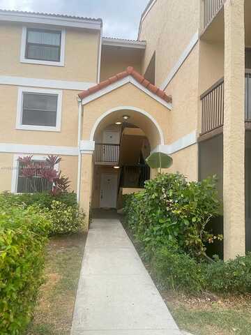 Riverside Dr, Coral Springs, FL 33067