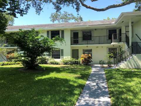 Sabal Ridge Circle, Palm Beach Gardens, FL 33418