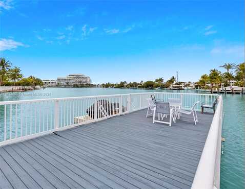 Pine Tree Dr, Miami Beach, FL 33140