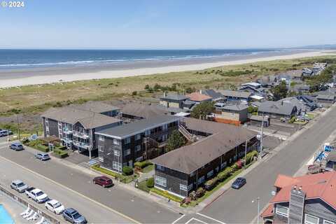 Avenue U, Seaside, OR 97138