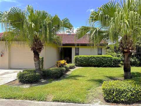 Yellow Pine Court, Sarasota, FL 34238