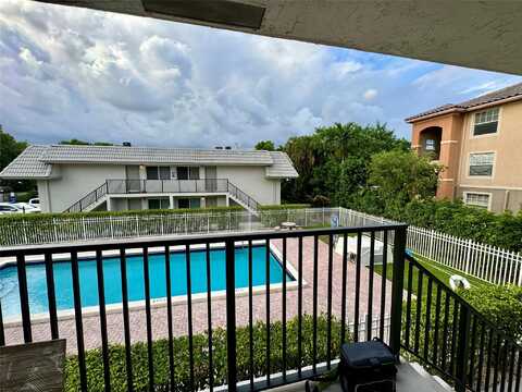 Nw 102Nd Ter, Coral Springs, FL 33065