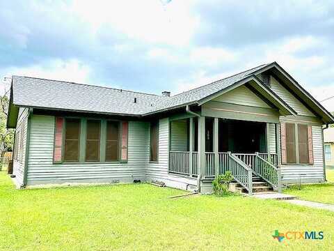 W Sarah Street, Cuero, TX 77954