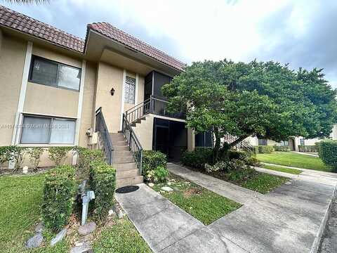 Lakeview Dr, Weston, FL 33326