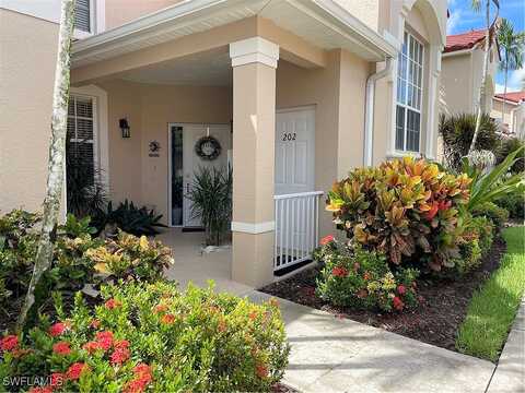 Cypress Trace Circle, Naples, FL 34119