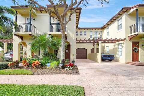 Eagle Rock Circle, West Palm Beach, FL 33411