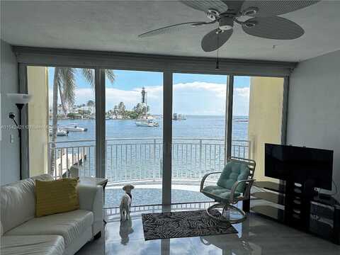 Bay Dr, Pompano Beach, FL 33064