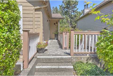 Marigold Ct, West Linn, OR 97068