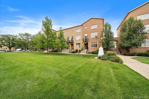 Roslyn Street, Denver, CO 80230