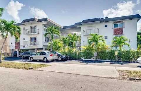 Dewey St, Hollywood, FL 33020