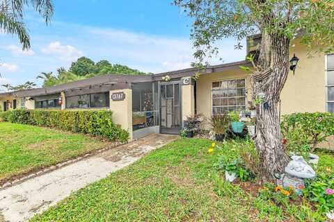 Via Aurora, Delray Beach, FL 33484