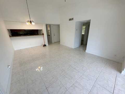 Nw 43Rd Ct, Coral Springs, FL 33065