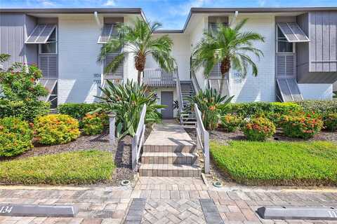 W Peppertree Lane, Sarasota, FL 34242