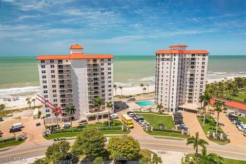 Gulf Shore Drive, Naples, FL 34108