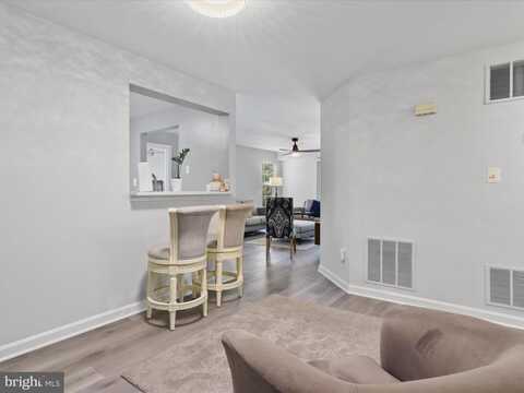 Gardenview Loop, Woodbridge, VA 22191