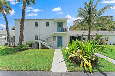 Meridian Way N, Palm Beach Gardens, FL 33410