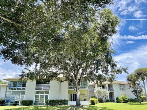 Lake Vista Trl, Port Saint Lucie, FL 34952