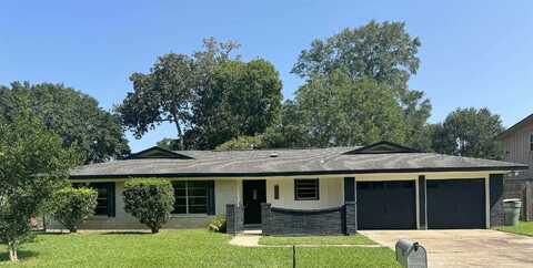 Friar Tuck Ln, Beaumont, TX 77707