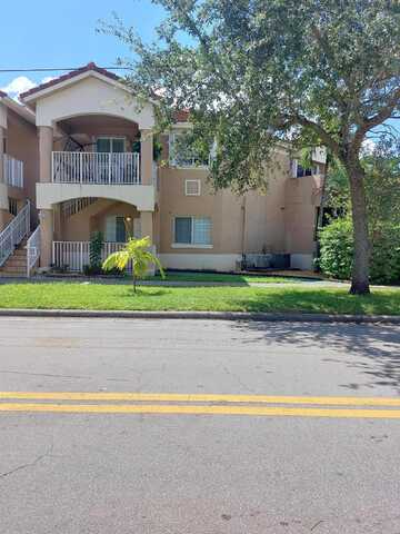 E 4 Street, Hialeah, FL 33010