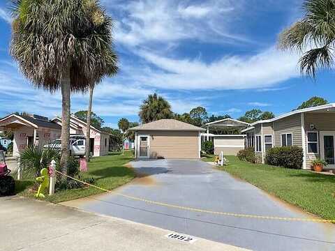 Enterprise Lane Ne, Titusville, FL 32796