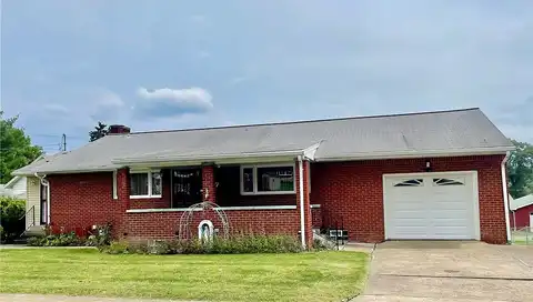 Allaire St, Monaca, PA 15061