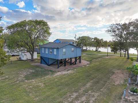 Private Road 670, Matagorda, TX 77457