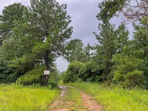 Private Road, Crockett, TX 75835