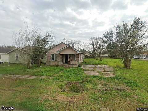 13Th, PORT ARTHUR, TX 77640