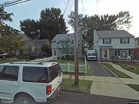 Harding Rd, ELIZABETH, NJ 07208