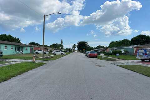 13Th, WEST PALM BEACH, FL 33401