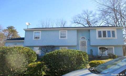 Governor Avenue, West Babylon, NY 11704