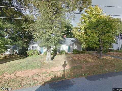 7Th, TAYLORSVILLE, NC 28681