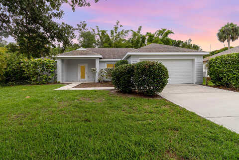 Lucas, MERRITT ISLAND, FL 32953