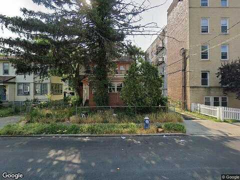 Stuyvesant, IRVINGTON, NJ 07111