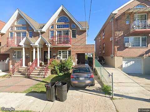 59Th, MASPETH, NY 11378