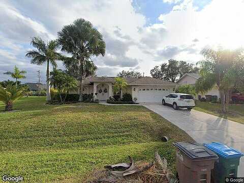 15Th, CAPE CORAL, FL 33990